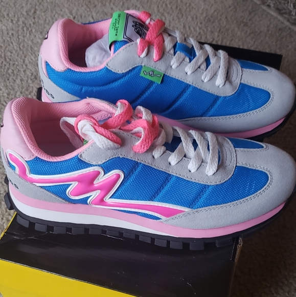 marc jacobs jogger sneakers